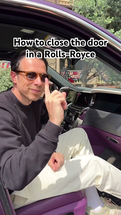 This Is How You Close a Rolls-Royce Door (Button Trick!)
