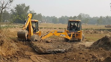 Two JCB Digger Pulling Heavy Bridge Slab - JCB Using Power - JCB Video