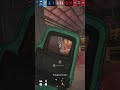 TAKE ADVANTAGE OF MISTAKES ☝️ #shorts #rainbowsixsiege #r6 #siege