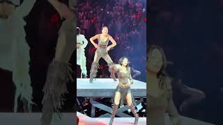 Tzuyu & Jihyo Owning Right Hand Girl In Montreal