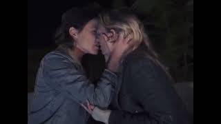 Girls romance ❤️ kissing video 