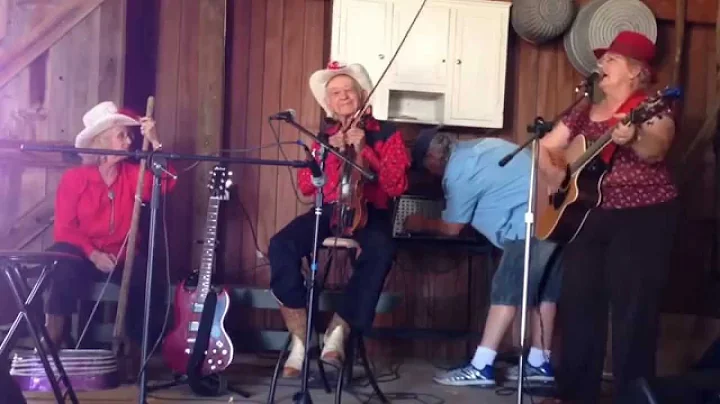 "Jambalaya" cover by Double D duo with Ruthanne Mo...