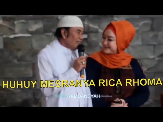 MESRANYA Ricca Rahim dengan Rhoma Irama class=