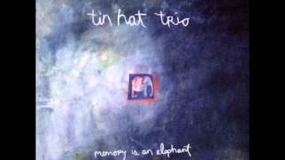 Video thumbnail of "Tin Hat Trio - Thinuette"