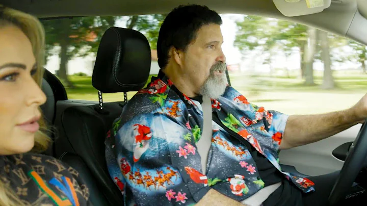 Foley and Natalya drive a bargain with WWE collector: A&E WWE’s Most Wanted Treasures – Bret Hart