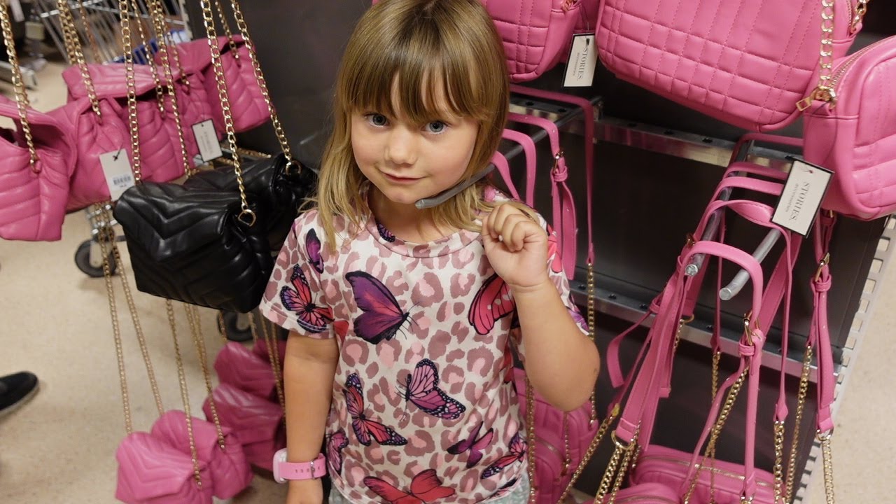 Shoppa inför skolstart på Gekås