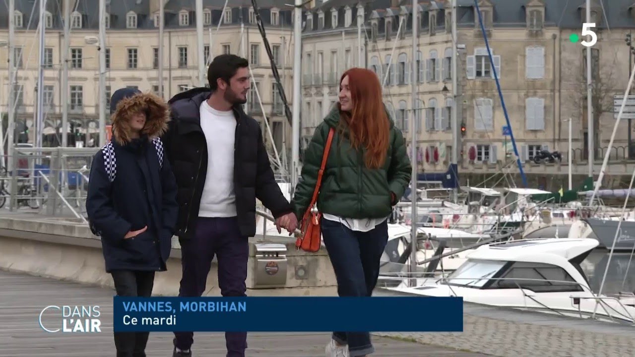 Ces réfugiés ukrainiens qui ont refait leur vie en France - reportage #cdanslair 24.02.2023