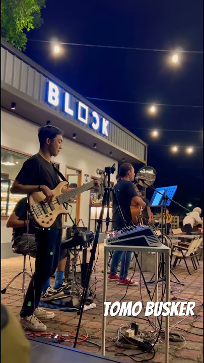 BUKTI - VIRGOUN (COVER) #busking #coversong #tomobuskers #music #guitar #livemusic #blockcafe