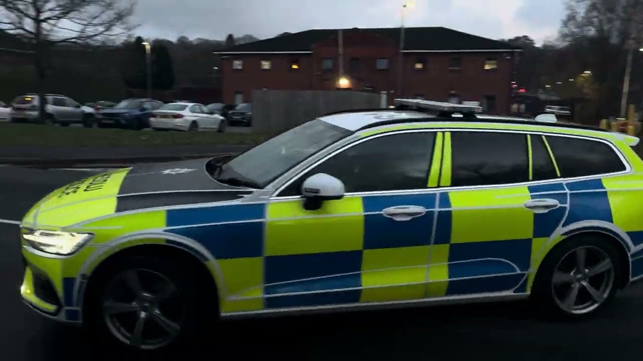 Gwent polices Volvo heading out 