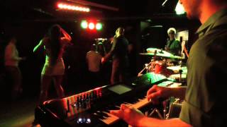 Conga - Gloria Estefan || Live Cover Resimi