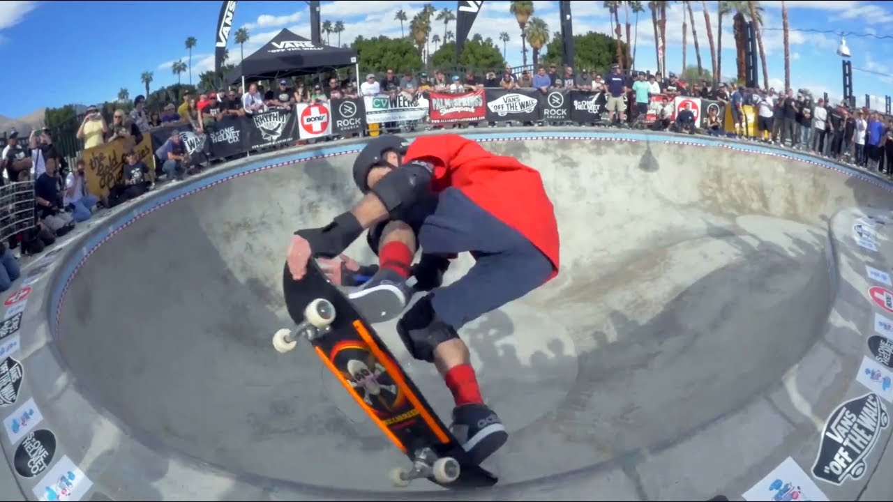 Palm Springs skatepark, built 2004. El Gato Classic #3 (S1 Helmet Company, 2017).