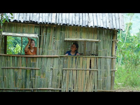 May And Her Grandmother Made A Simple Bed Out Of Bamboo Although Life Is Poor But Happy 