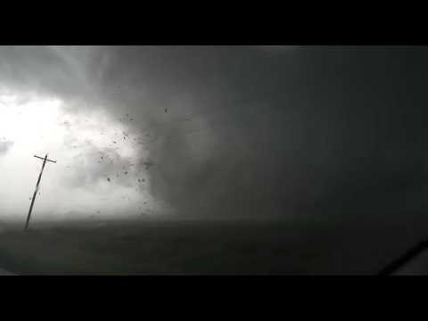 INSANE Tornado Intercept in Illinois