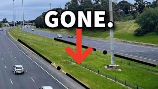 Melbourne Saved a Train Corridor for 50 Years. It's Becoming Car Lanes.