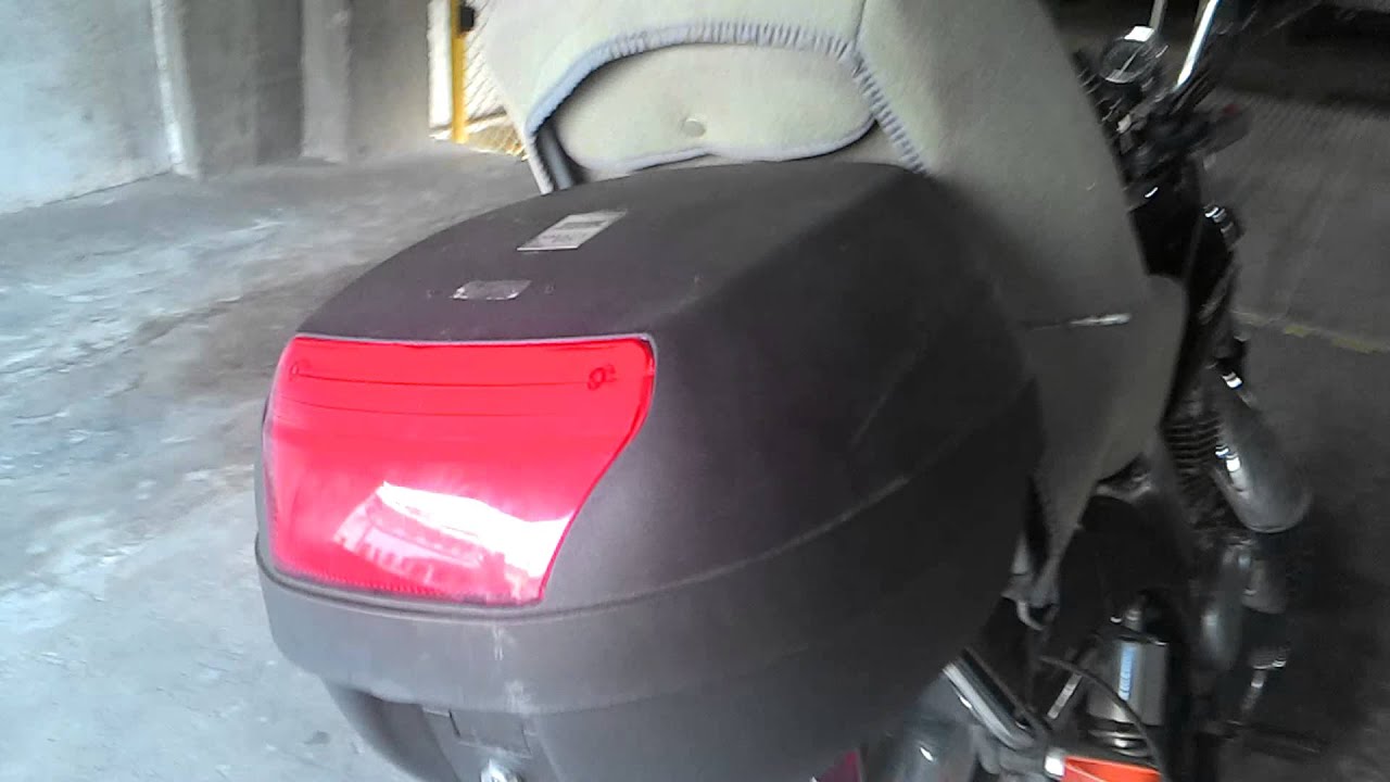 Cadeirinha em moto - YouTube