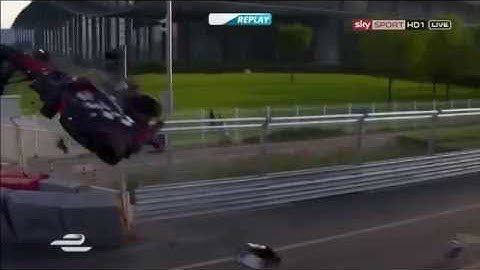 Heidfeld Huge Crash @ 2014 Formula E Beijing