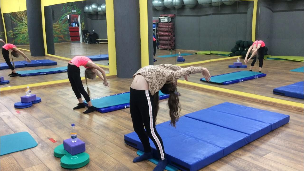 Акробатика упражнения на гибкость