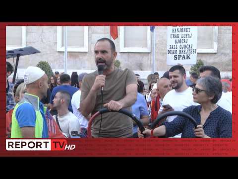 Organizatori Xhemalaj thirrje Ramës nga protesta: Shpalle ‘non grata’ ministren serbe!