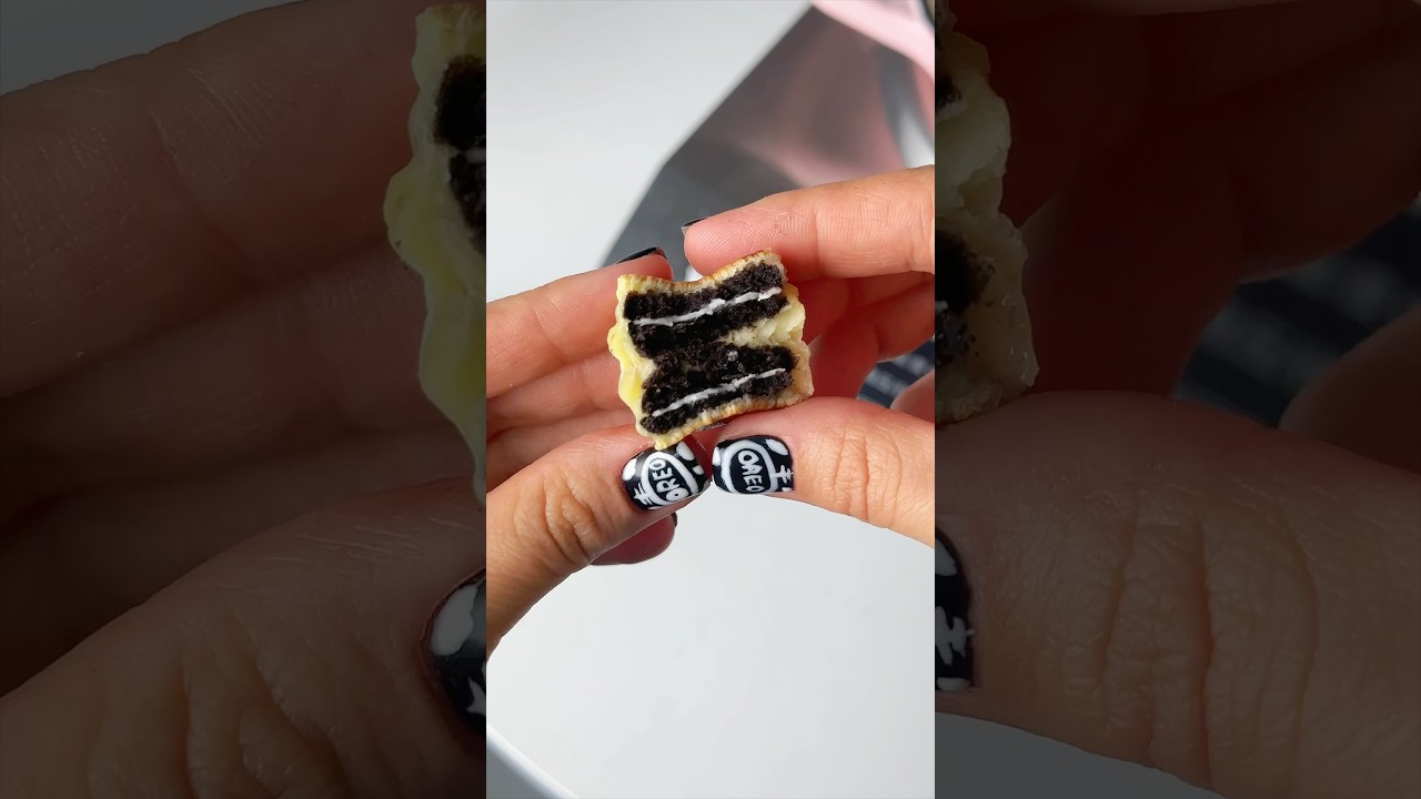 Mini Oreo pancakes 😍 
