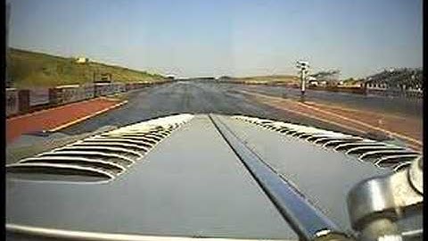 RPI Engineerings Loud Morgan +8 with 4.6 Rover V8.Drag run!