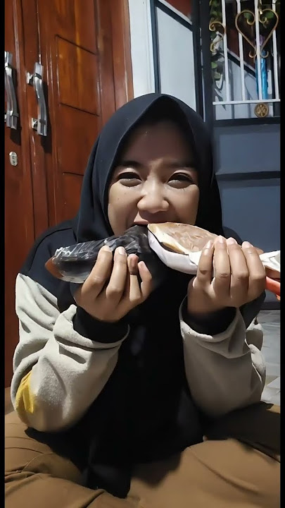 Eating Pigeons 🥵 #pigeonskolong syifanajwapigeons #pigeons