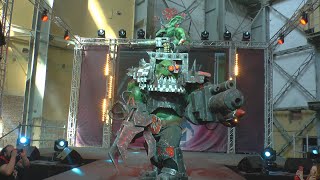 Cosplay based on Warhammer 40k Warboss Ork /Comic con Epic con 2023 /