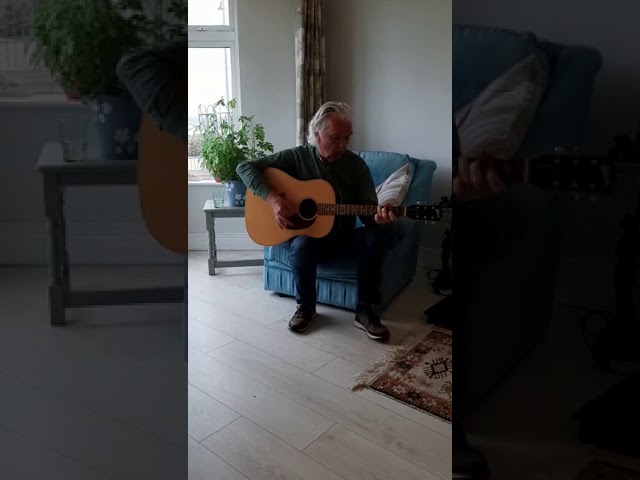 Cocooning with Johnny McEvoy: Down by the riverside auf YouTube ansehen Cocooning with Johnny McEvoy: Down by the riverside auf YouTube ansehen