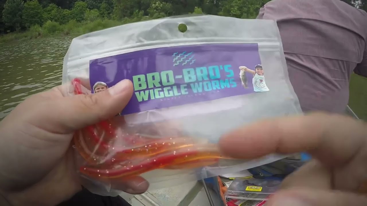 Bass fishing before a severe thunderstorm! *Watch till the end*
