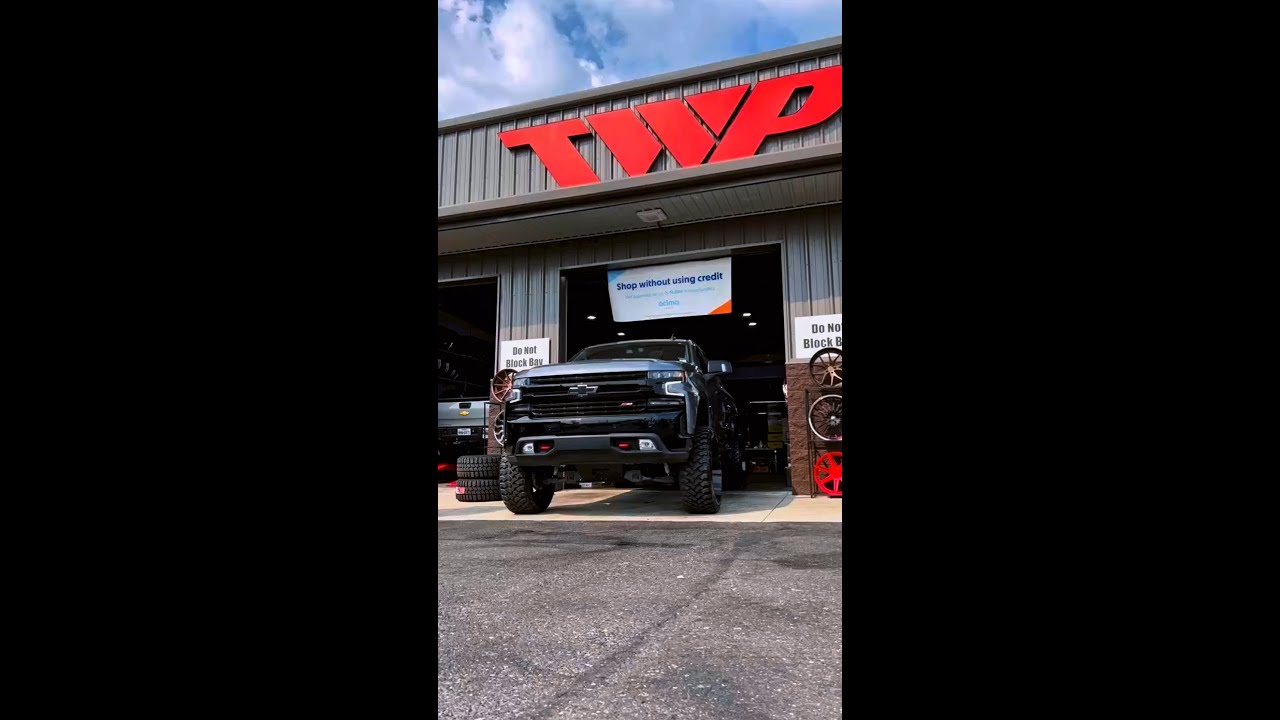 XF Off-Road wheels give this truck the strength it needs! 💪