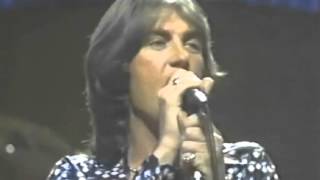 Three Dog Night - Eli's Coming chords