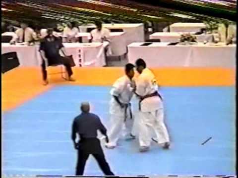 極真会館 2000年全日本ウェイト制大会 樋口恵士 1回戦 (Kyokushin 2000 All Japan Weight Categoly) 滋賀空手