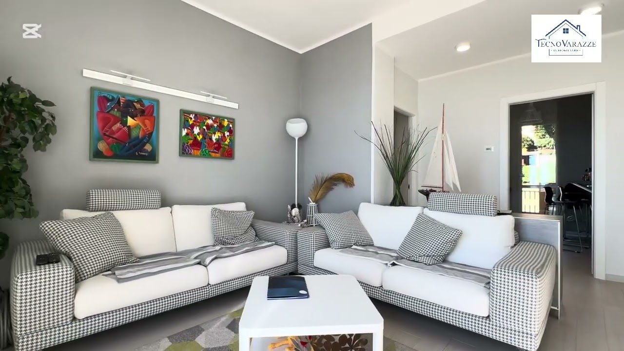 Design, Luce e Orizzonte: Il Tuo Nuovo Rifugio 