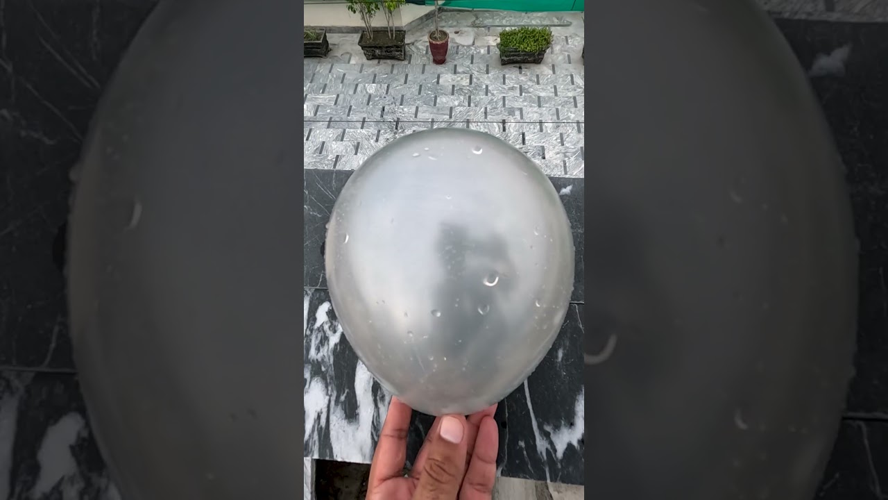 Smiley Balloon vs Plain Silver – Only One Survived! 😃💥