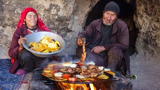 Old Lovers Grilled Veal & Potatoes in the Cave Like 2000 Years Ago |Cold Winter day Living in a Cave