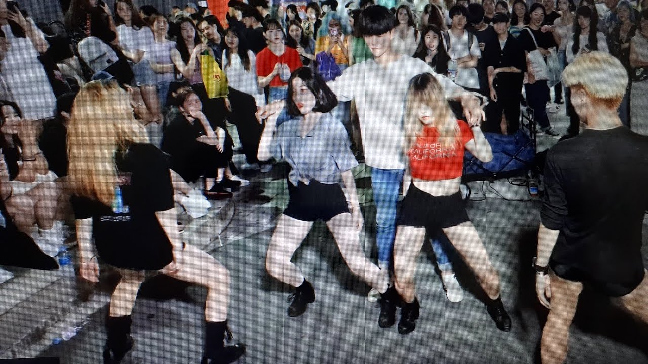 RED CREW💖. 'KILL BILL' COVER. CREATIVE ENCHANTING SENSUAL CHOREOGRAPHY.