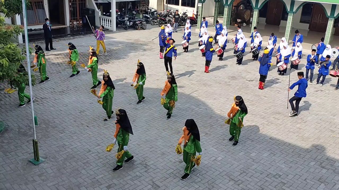 DRUM BAND REKAYASA CINTA, CINTA SEGITIGA , MAJU TAK GENTAR UPACARA HARI PAHLAWAN, MAYORET BAGUS