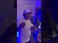 شاب مكرم جميلة يا جميلة