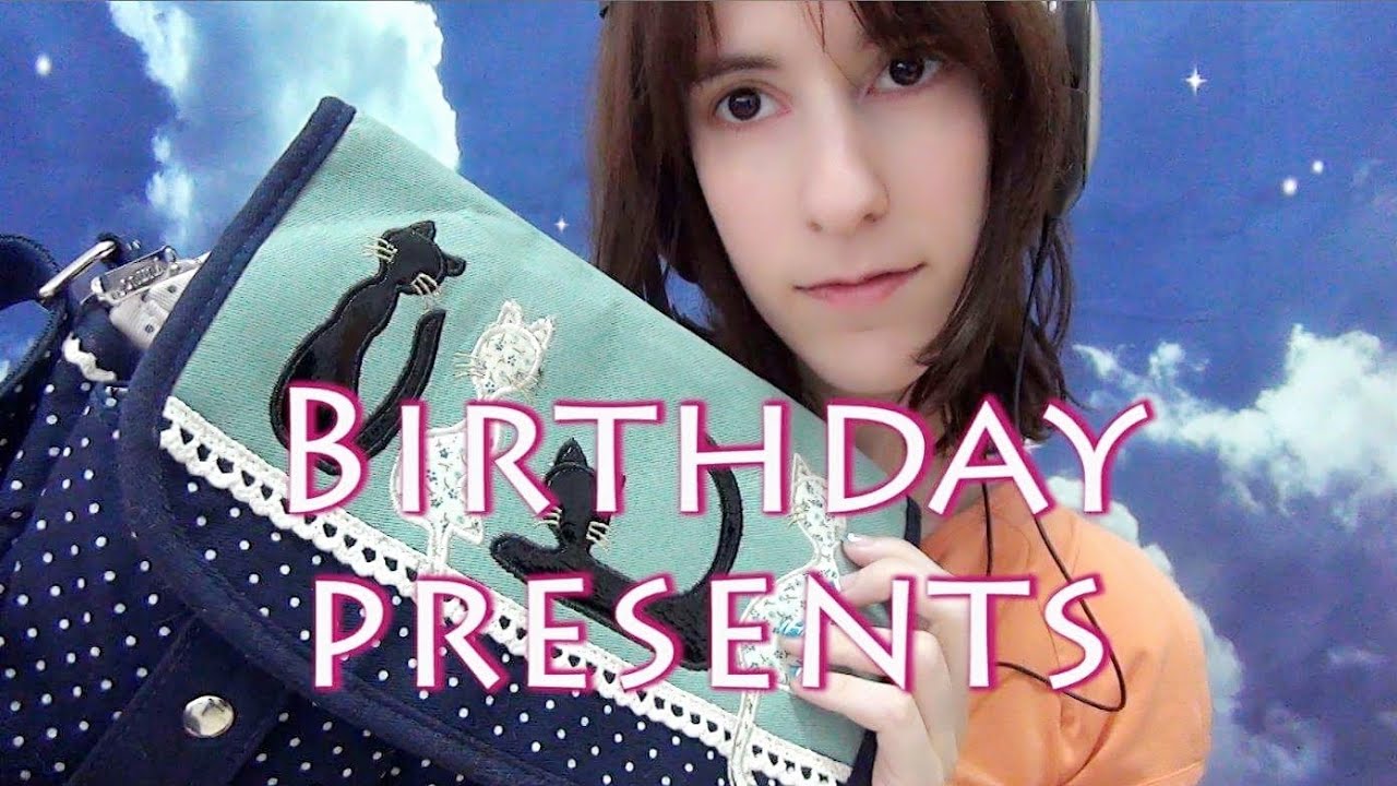 Hermetic Kitten me ha mandado regalos de cumpleaños y ahora nos vamos a casar | ASMR español