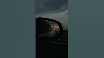 ده اللي بين الزحمه جالي 