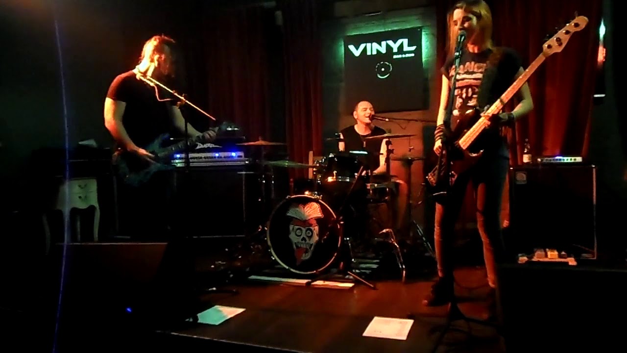 EoT - Petak - Live Vinyl Bar Zagreb - 23.11.2018