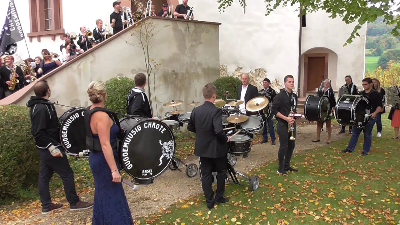 Guggemuusig Chaote Basel @ Uftritt an dr Hochziit vo dr Amanda und Fabian Neeser (30.09.2017)