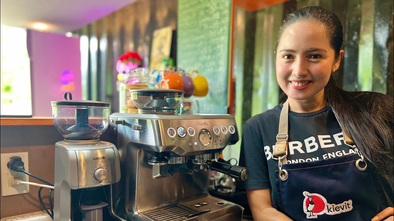Cafe Vlog: Breville Espresso Machine Cleaning - YouTube