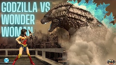 McFarlane DC Multiverse Wonder Woman vs Atomic Godzilla Action Figure Review & Comparison