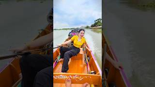 Perahu Mini Bisa Terbang Dan Melompat Pembatas Perdarahan