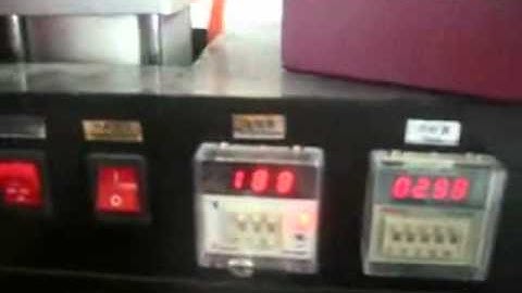 Automatic four stations heat press