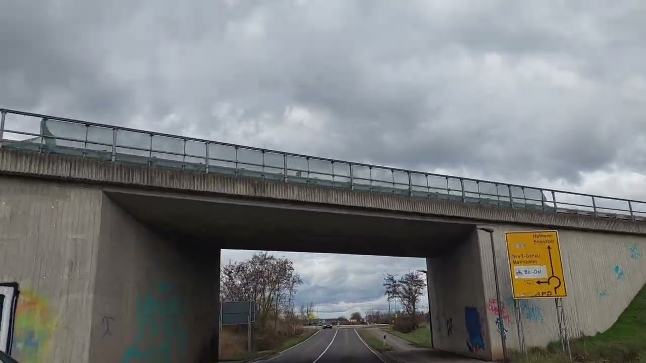 ဥယျာဉ်  ဂျာမနီလမ်းများ 21751