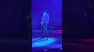 Justin Bieber performing Somebody in San Jose 2 March - Justice World Tour
