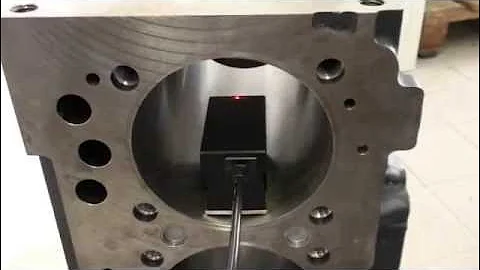 Roughness and honing angle measurement in an engine cylinder liner