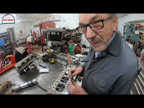 SHED RACING - Ginetta G50 GT4 Build (Pt 1)