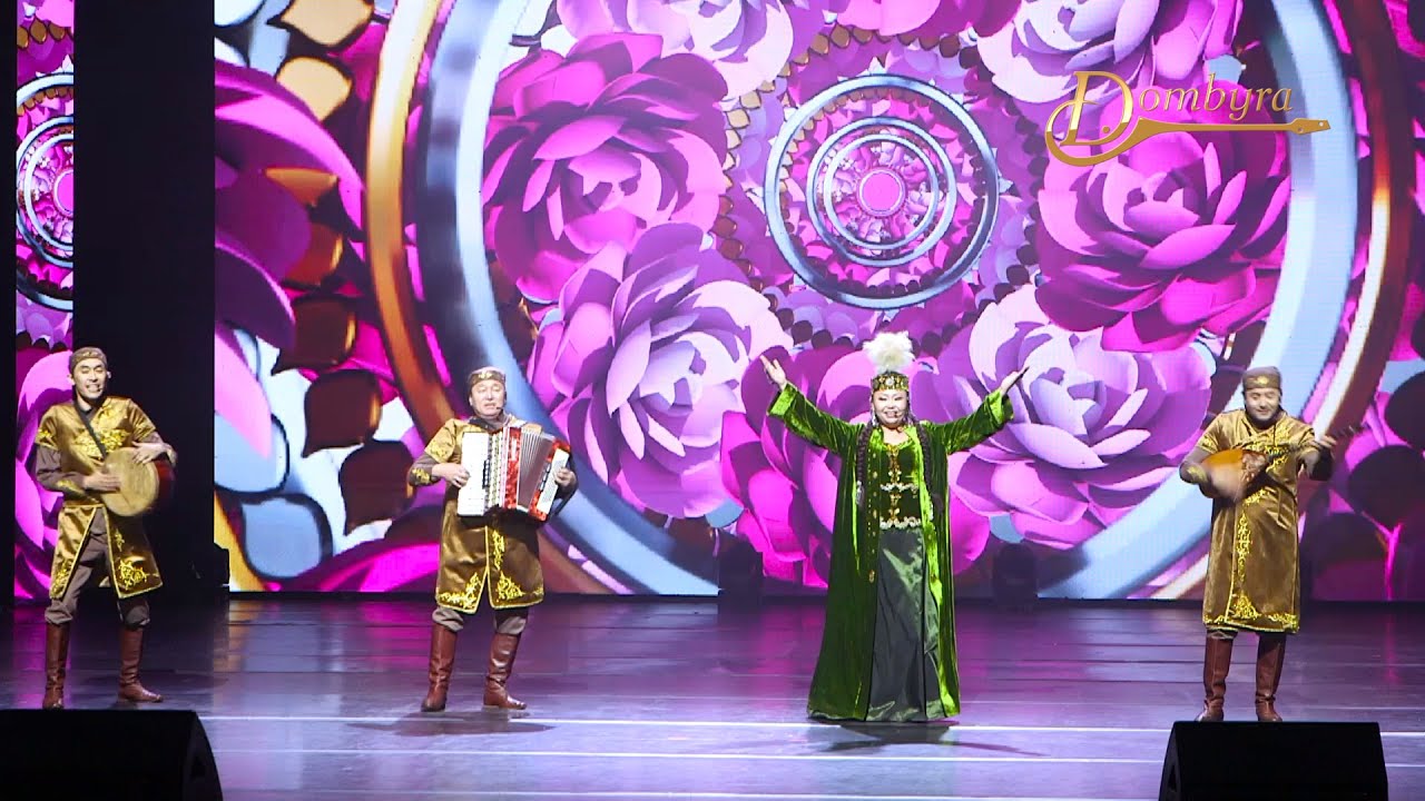 Орысша ұйықтап жатқан ана порно